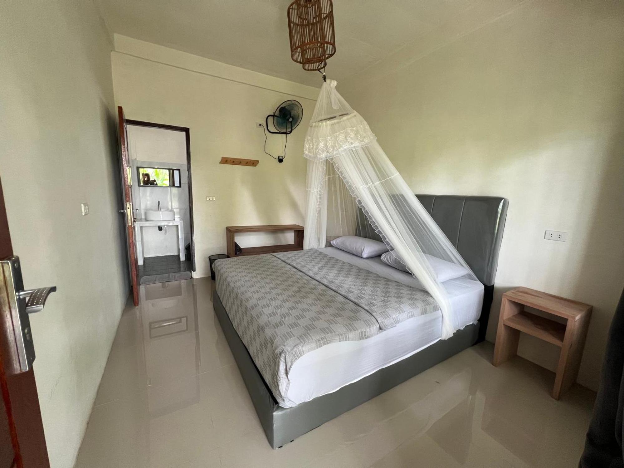 Gino'S Place - Guest House & Jungle Trekking Bukit Lawang Esterno foto